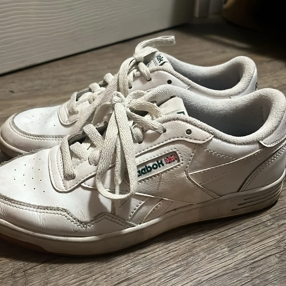 White Reebok - Picture 3 of 5